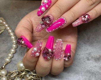 Barbie Nails Are Going Viral & They Aren't All Pink – StyleCaster