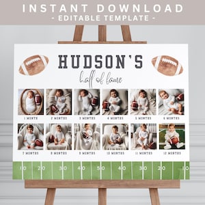 Puede incluir: Un letrero blanco sobre un caballete de madera con el texto "HUDSON'S half of fame". El letrero presenta una cuadr&iacute;cula de fotos de beb&eacute;s con un tema de f&uacute;tbol, incluyendo el texto "1 MES" a "12 MESES" y un gr&aacute;fico de campo de f&uacute;tbol.