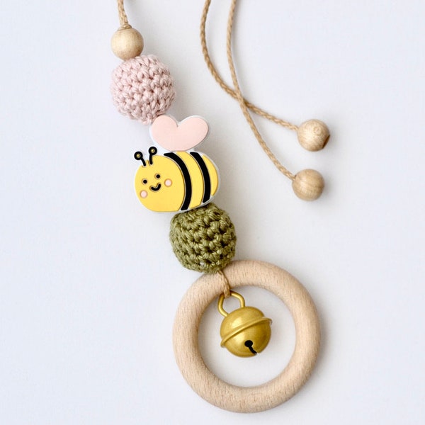 Maxi Cosi pendant bee