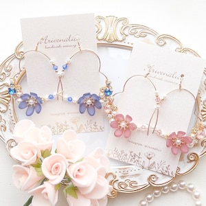 Flower Ornament Heart Loop Earrings (Pink and Blue)