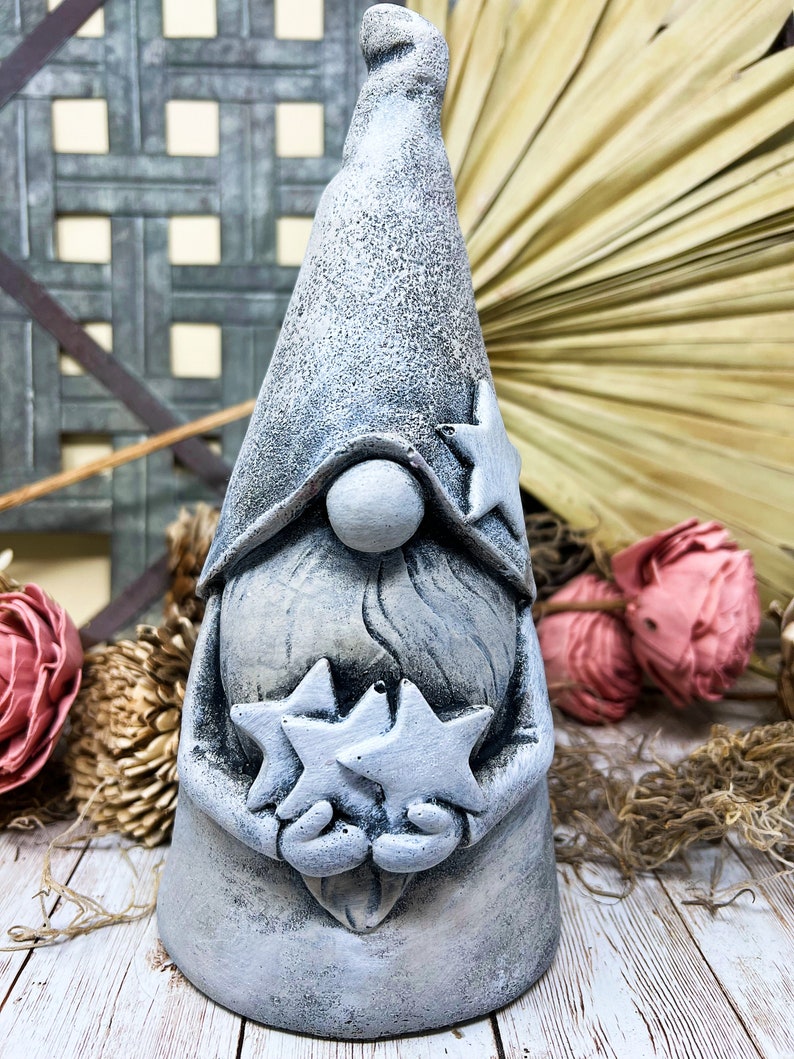 Cast Stone, Concrete Large Garden Gnome, Large Garden Gnome with Stars, 10 Inches Tall, Nicely Sized for the Garden Bild 1