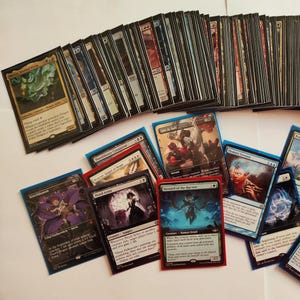 Custom Commander-proxydeck: hoogwaardige MTG-proxy's, klaar voor EDH casual playtest, niet legaal voor toernooien.