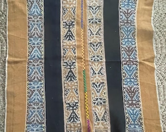 Q'ero Mestana Mesa Altar Ritual Cloth Handwoven on Loom Andean Textile Sacred Valley Peru 112527