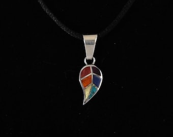 Coca Leaf Pendant with Stone and Shell Inlay Peru 950 Silver Sacred Valley P112581