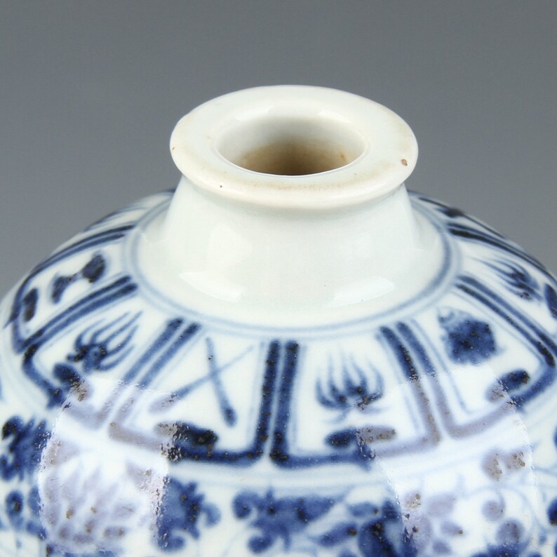 Chinese Antique Blue and White Porcelain Floral Pattern Vase - Etsy ...