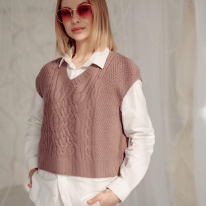 Hand-Knit Merino Wool Vest: Dusty Pink Women&#39;s Waistcoat