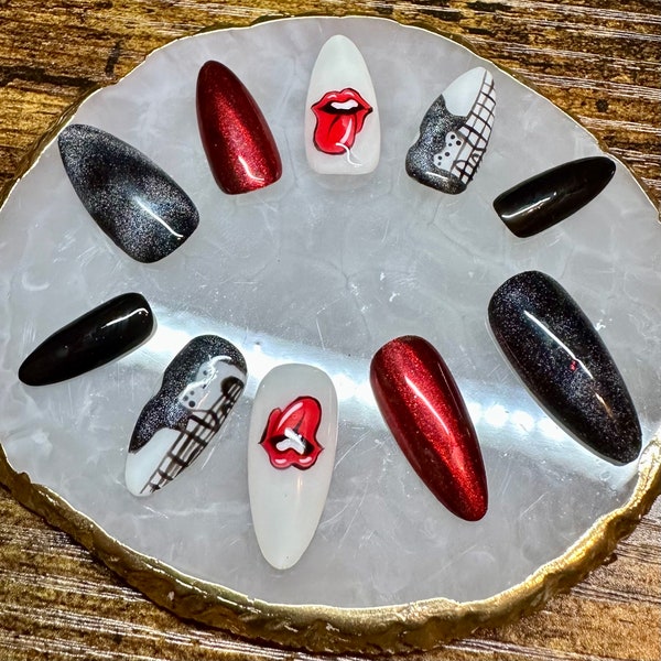 Rolling Stones inspired | Press on nails | Medium Almond | Cat eye