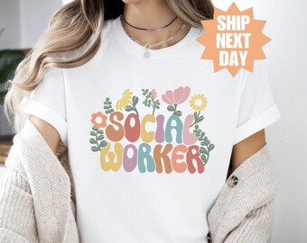 Camiseta de trabajador social con flores silvestres, camiseta de trabajador social, camiseta de trabajador social con flores, camiseta con flores, trabajador social escolar, mes del trabajo social