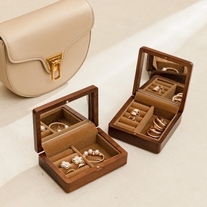 Portagioie personalizzato con specchio, portagioie da viaggio in noce, organizer portatile per collane, orecchini, anelli, regalo per la festa della mamma