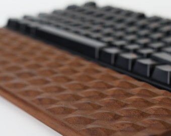 Tastatur-Handgelenkauflage aus Holz mit gravierter Maserung, hochwertige mechanische Tastatur-Handgelenkauflage zur Schmerzlinderung beim Tippen, Tastaturauflage mit Anti-Rutsch-Pad