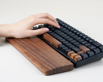 Personalisierte luxuriöse Walnuss-Tastatur-Handgelenkauflage, mechanische Tastatur-Handgelenkauflage zur Schmerzlinderung beim Tippen, Gaming-Tastaturauflage Anti-Rutsch-Pad