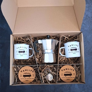Juego de café con posavasos de corcho / para dos personas / Regalo para autocaravana / Accesorio Vanlife / Regalo perfecto / Cafetera