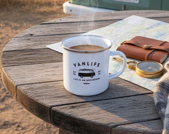 Caneca de metal esmaltada Vanlife 300ml – Caneca de camping – Presente ideal para viagens de carro, trilhas e aventuras ao ar livre - Vanlify