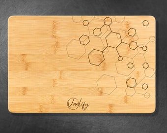 Tábua de corte de bambu com gravação a laser personalizada, presente para amantes de RV e Vanlife - hexágono