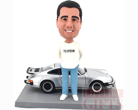 Custom hotsell car bobbleheads