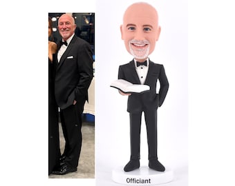 Wedding officiant bobbleheads, best custom gift idea for officiant, wedding officiant in suits with bible, personalized gifts for pastor