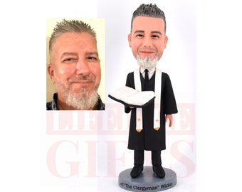 Custom Bobbleheads Wedding officiant, best wedding officiant gifts personalized gifts for wedding officiant groomsman gifts