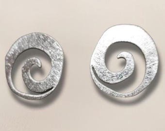 Spiralörhängen i sterlingsilver: Minimalistiska vardagssmycken