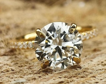1, 2 or 3ct Round Cut Solitaire Accent Engagement Ring / Round Solitaire Wedding Ring / Round Cut Simple Diamond Simulant CZ Wedding Ring
