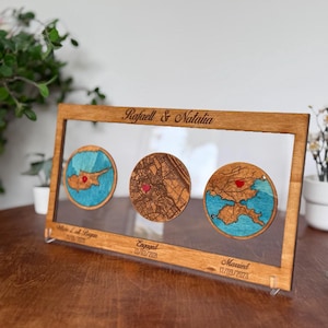 Personalisierter Holzrahmen mit 3 Landkarten - Verheiratetes Geschenk mit Koordinaten - Hochzeitsgeschenk für Paare