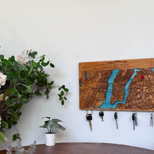 Porte-clés personnalisé en bois avec adresse | Cadeau de pendaison de crémaillère pour une nouvelle maison | Décoration murale personnalisée gravée au laser avec aimants | Première résidence