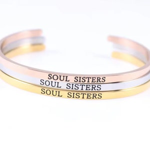 Personalisiertes Armband mit Gravur: Edelstahl, Gold, Silber, Roségold