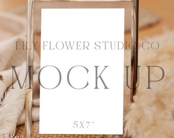 Gold Frame 5x7 Mockup | Wedding Sign Mock Up Frame | Metallic Photo Frame Photoshop Mock Up | Modern Minimalist | Boho Mockup Invite Mockup