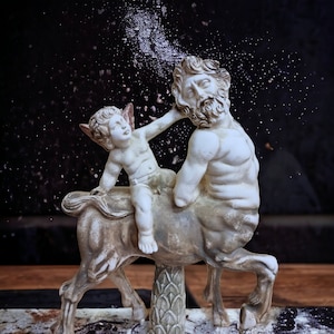 Handgefertigte romantische Zentaur Statue - Mythisches Liebes Symbol - Einzigartige Fantasy Kunst - Perfektes Geschenk für Mythologie Liebhaber
