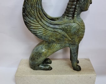 Bronze-Sphinx-Statue - altgriechisches Fabelwesen, handgefertigte handwerkliche Skulptur