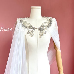 Gorgeous Rhinestone Pearl Buckle Cape Veil,Beadwork cape veil,Cathedral Cape,bridal cape,cape