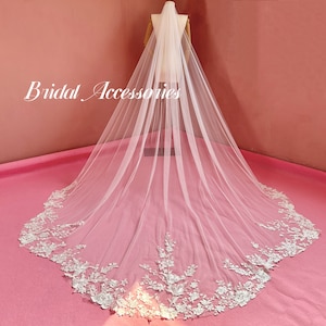 Floral Lace Edge Veil,Ivory Floral Wedding Veil,Chapel Veil,Vintage Cathedral Veil,White Bridal Veil,Lace Veil,Vintage Veil
