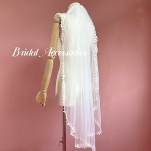 Ivory leaf edge wedding veil,simple sheer veil,waltz length veil,white bridal leaf veil,veil