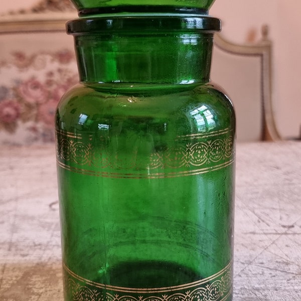 Vintage smaragdgroen glas met gouden detailsApothekenpot met Bubble Top deksel, uit België