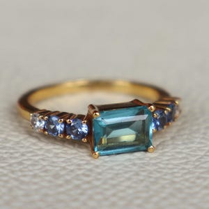 Blue Topaz Sapphire Ring, Sapphire Ring, Sapphire Solitaire Ring, Genuine Blue Sapphire Ring Gift for Her.