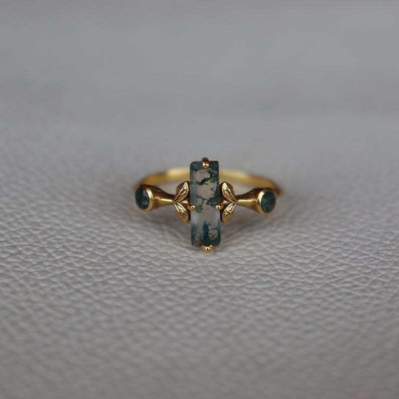 Naturlig lång mossagatring i 18k guld, ring med flera mossagater, ring med bladrankor för kvinnor, presentring med mossagat, jubileumsring, naturring bild 1
