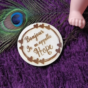 Geboorte rond/gepersonaliseerd houten geboortekaartje/geboortekaartje
