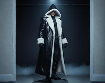 Genuine Black Leather Fur-Lined Winter Coat Men Cosplay Long Overcoat.