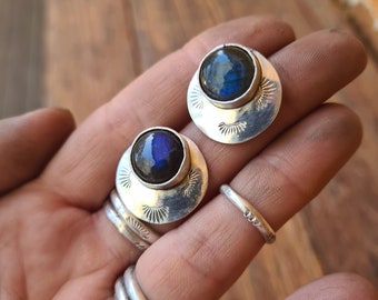 Lake Dreamers Labradorite Sterling Silver Statement Ring