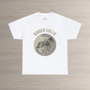 Border Collie T-Shirt Unisex Alte Weltkarte Hunde Shirt Nostalgisches Design Mittleres Gewicht Classic Fit Original KOSTENLOSE Anpassung
