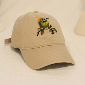 Casquettes de baseball brodées uniques avec motif oiseau, casquette de baseball brodée à la main, casquette de baseball personnalisée pour femme, chapeaux cadeau de rentrée