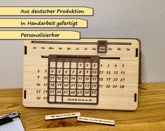 Perpetual, infinite wooden desk calendars, sustainable with personalized message