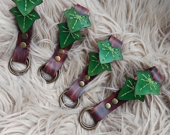 Falda de cuero hecha a mano Hike – Diseño de hoja druídica para Ren Faire y LARP