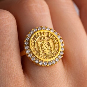 Custom Class Silver Ring, Family Crest Gold Ring, Woman Stone Ring, Valentine’s Day Gift, Graduation Gift, Personalized Silver Ring