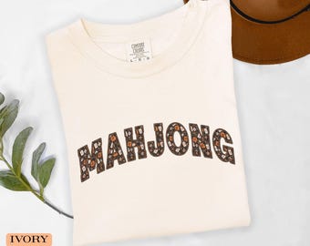 Camiseta Comfort Colors para otoño con diseño de mahjong, regalo para ella para una noche de juegos en un club social de mahjong.