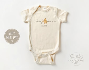 Baby Pooh Bear Onesie® - Announcement Bear Bodysuit - Trendy Natural Baby Onesie®