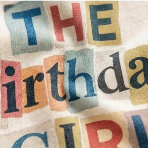 The Birthday Girl Kids Shirt - Cute Birthday Girl Toddler Tee bild 2