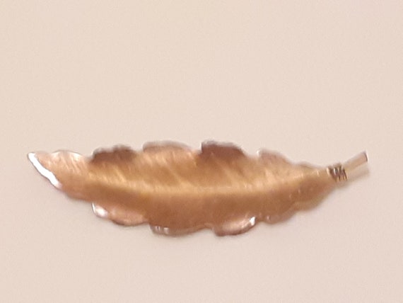 Vintage Coro Pegasus Signed Gold Toned Feather Br… - image 3