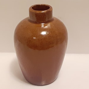 Beautiful Vintage MCM Brown Drip Glaze Hand Made Pottery Vase, Brownish Orange Bud Vase