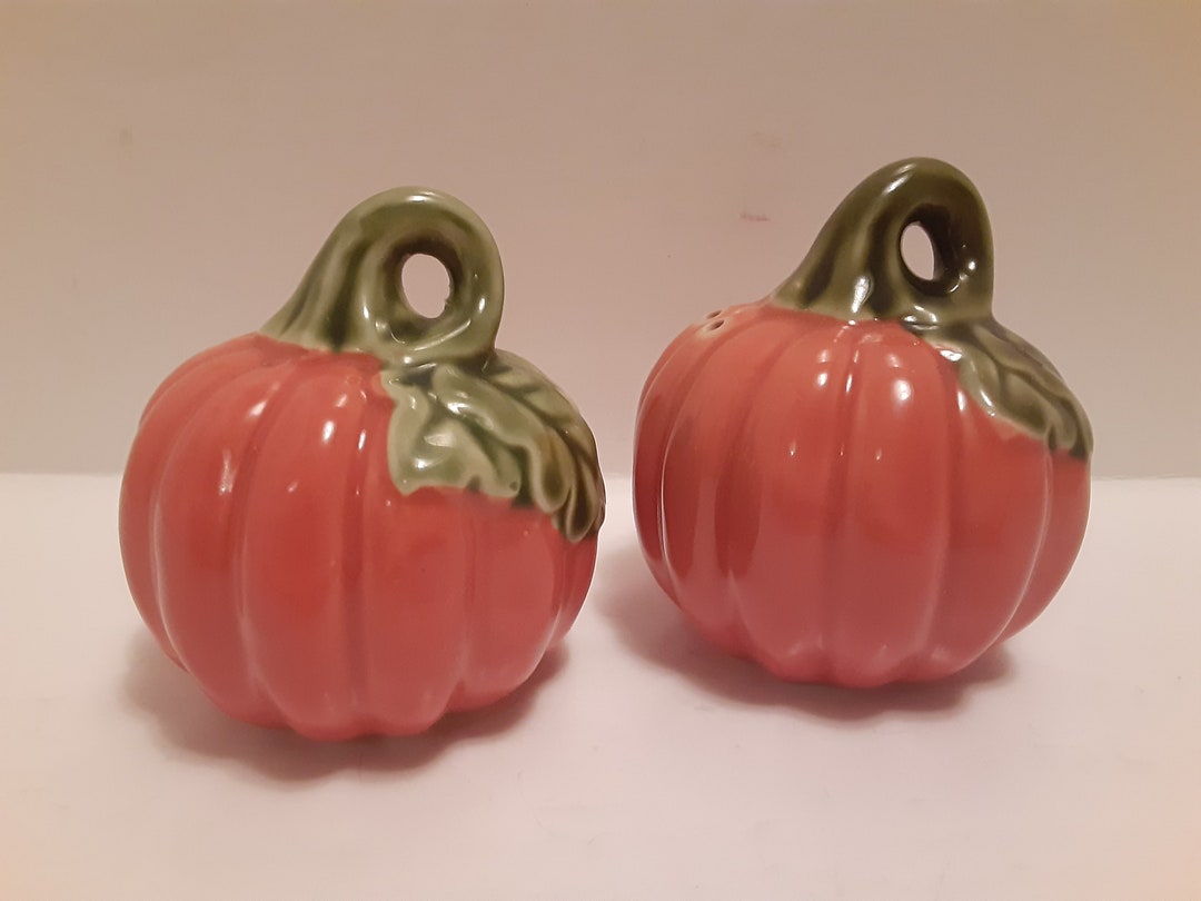 Vintage Pumpkin Salt and Pepper Shakers Pumpkin Kitchen Table Etsy