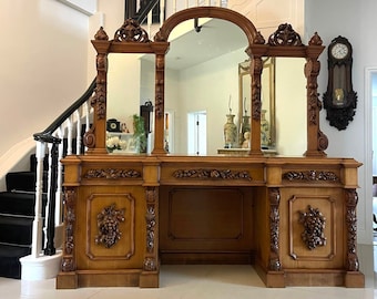 Majestic Antique Victorian Carved Oak Mirror Backed Sideboard